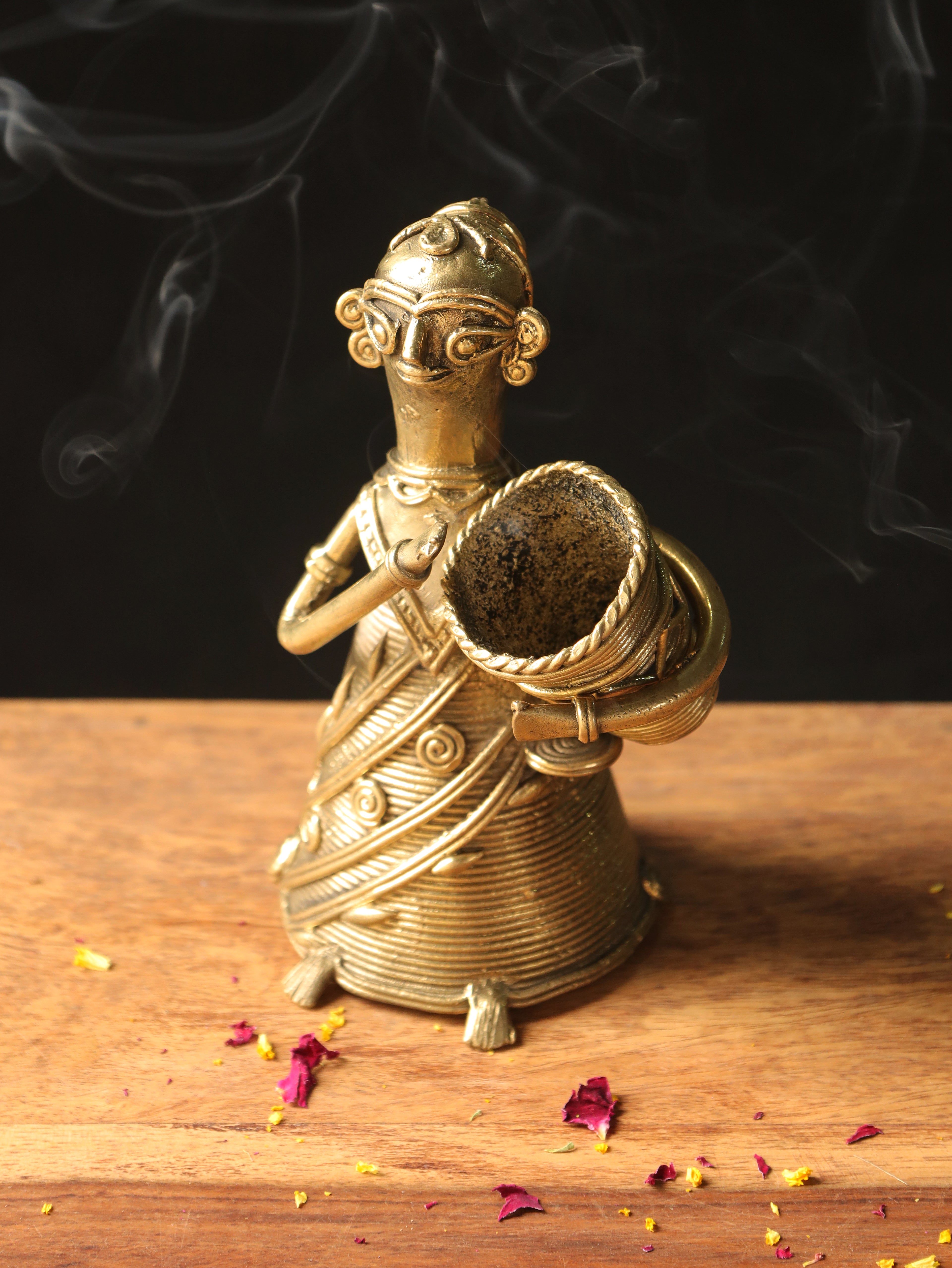 Tribal Lady Dhokra Pen Stand