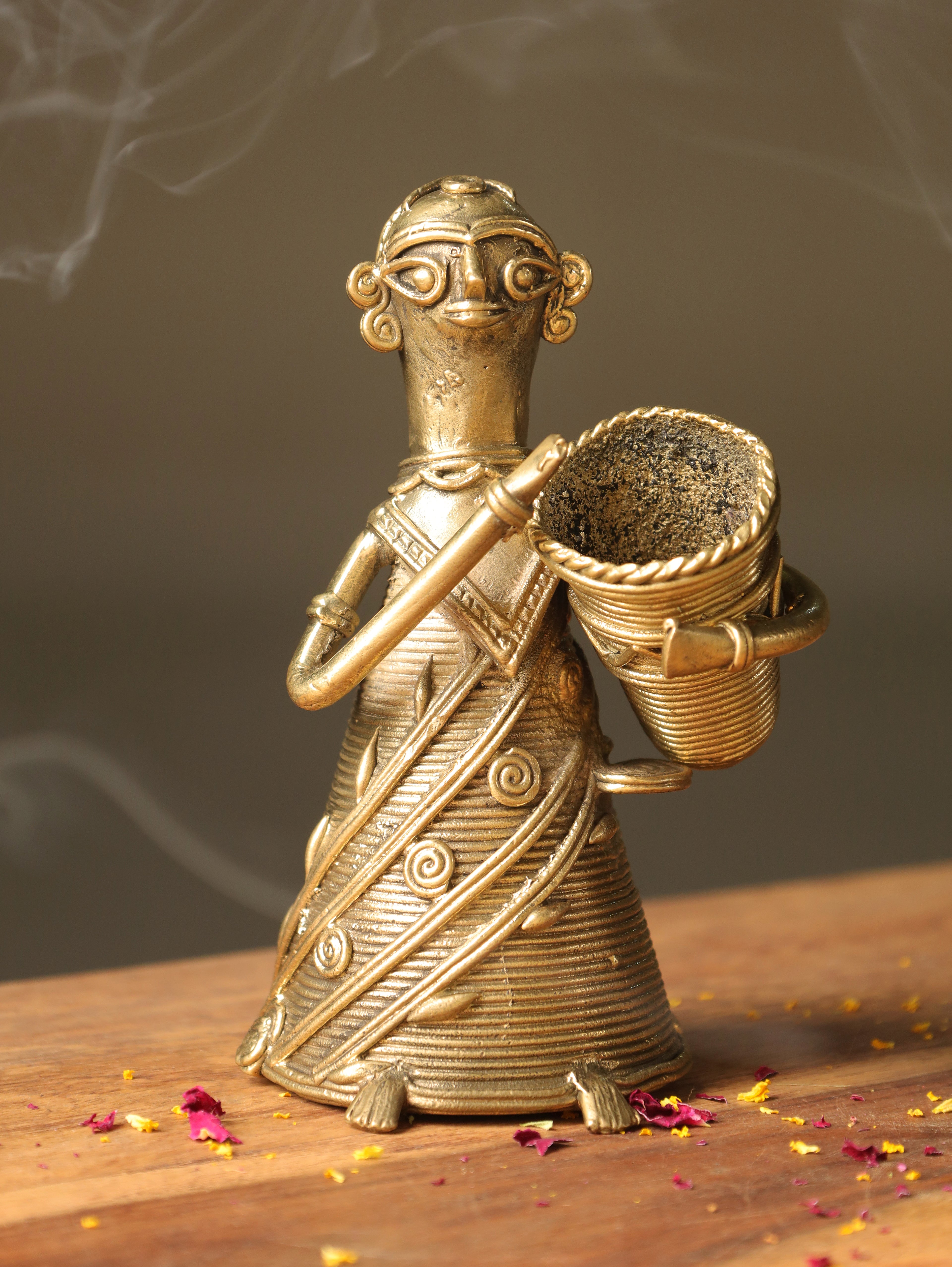 Tribal Lady Dhokra Pen Stand