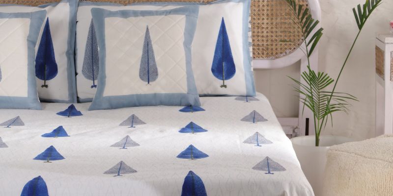 What Are the Best Bed Sheets for Skin and Hair?