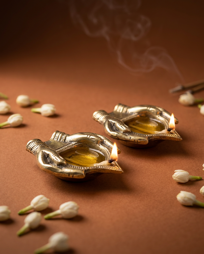 Dhokra Cupped Hands Diya - Set of 2