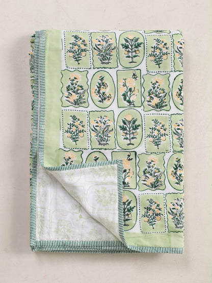 Stillness Bedsheet &amp; Dohar Set