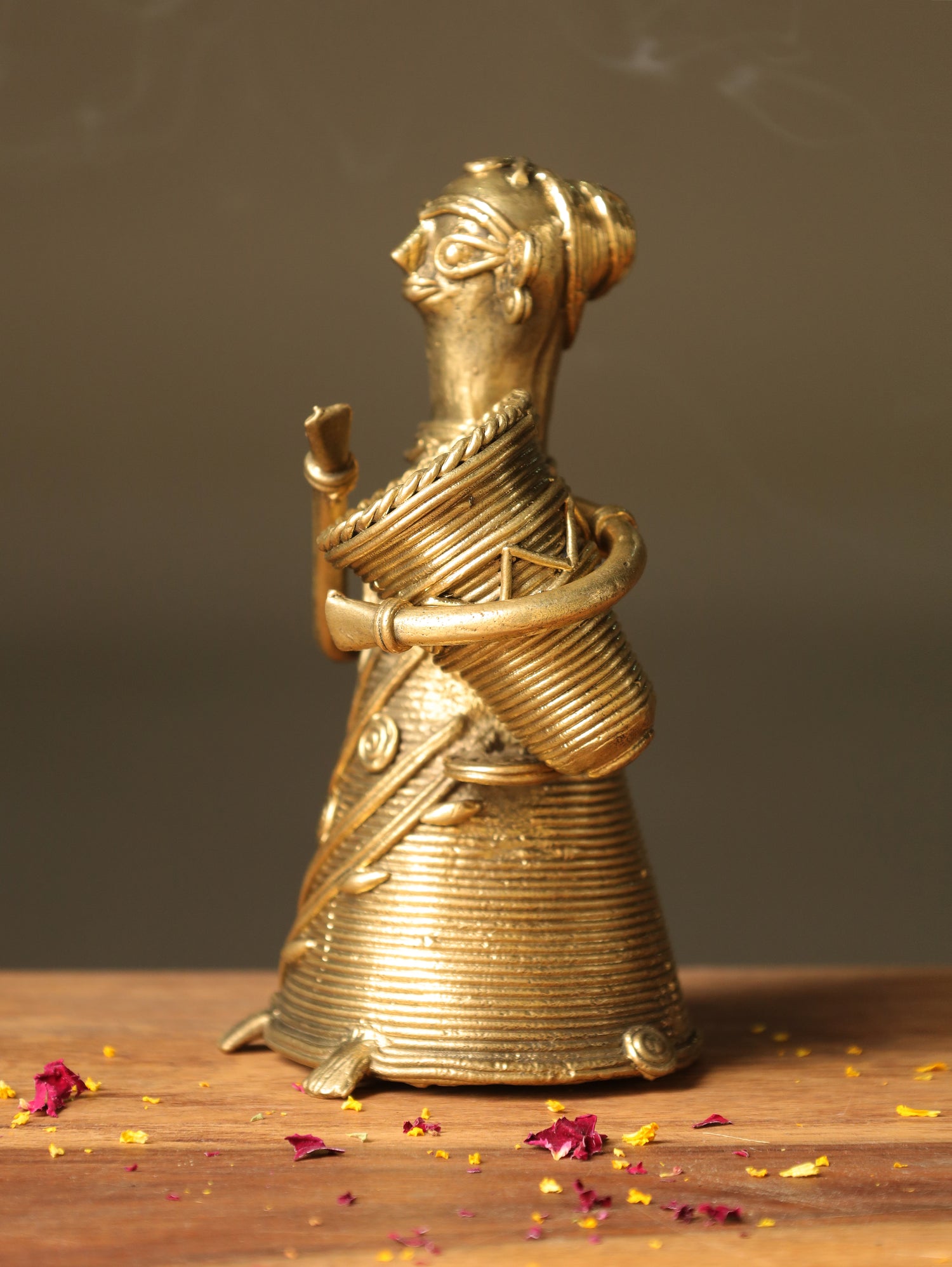 Tribal Lady Dhokra Pen Stand