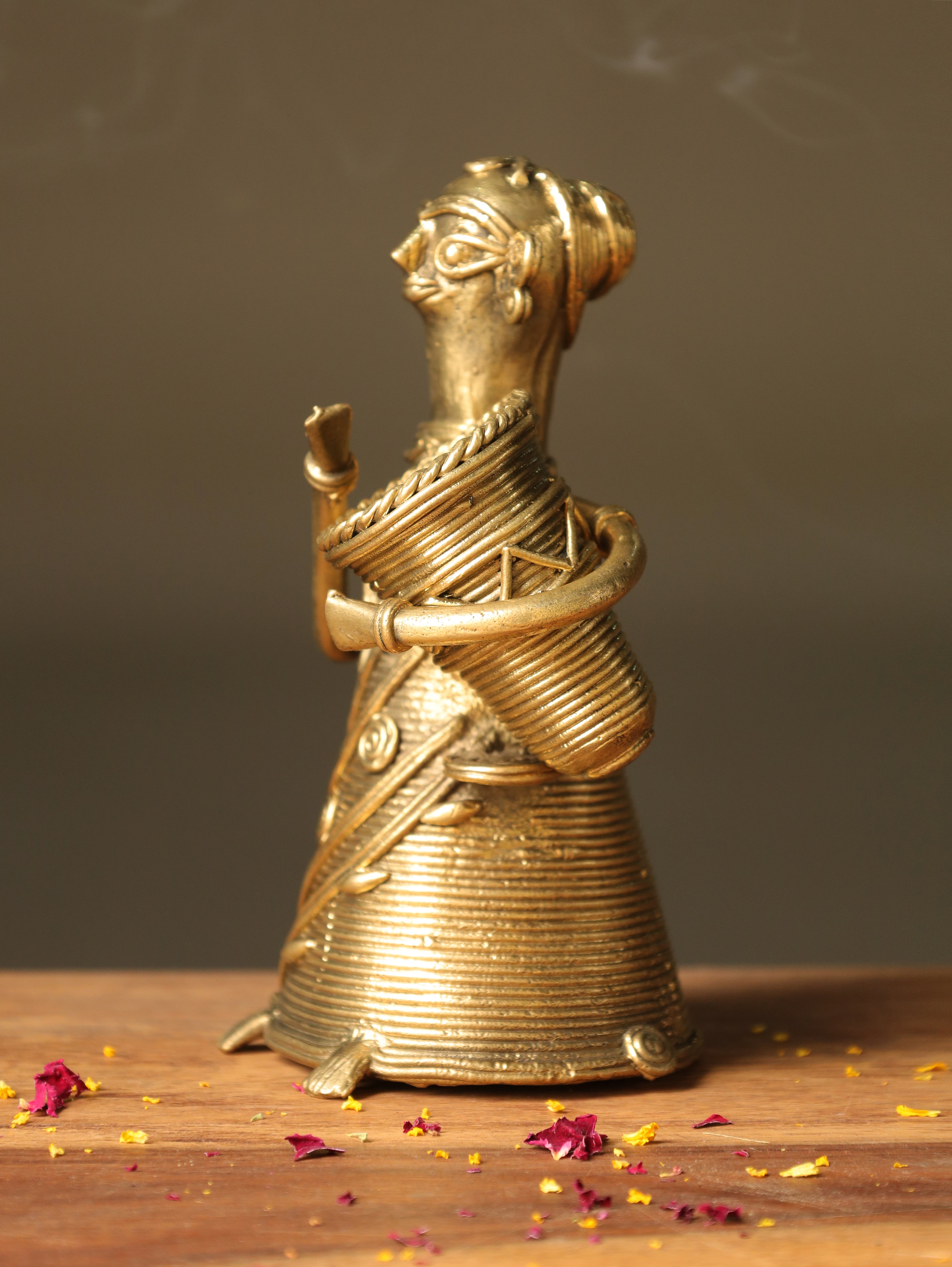 Tribal Lady Dhokra Pen Stand