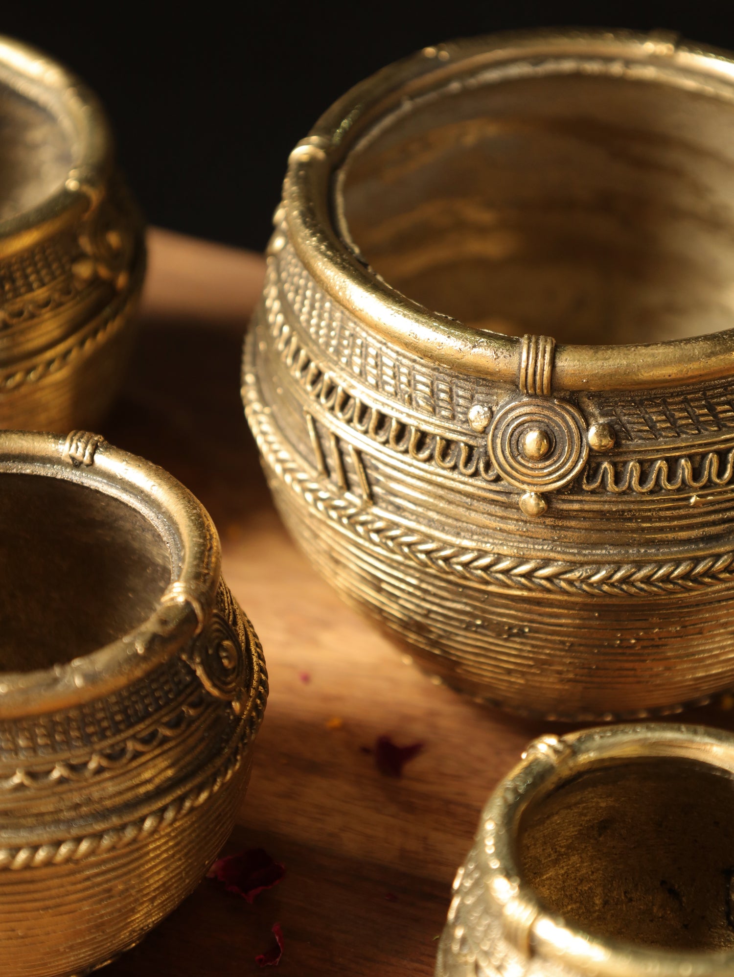Dhokra Mana Vessels (Set of 4)