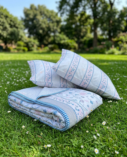 Soft Bloom Bedsheet &amp; Dohar Set