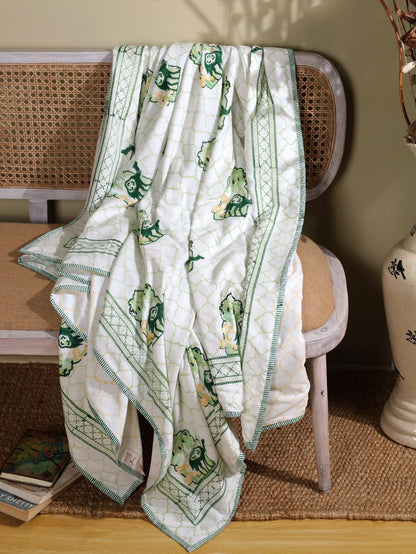 A Quiet Place Bedsheet &amp; Dohar Set