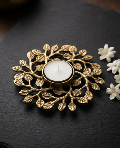 Leaf Wreath Brass Tealight Holder