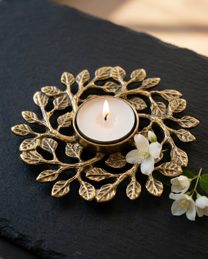 Leaf Wreath Brass Tealight Holder