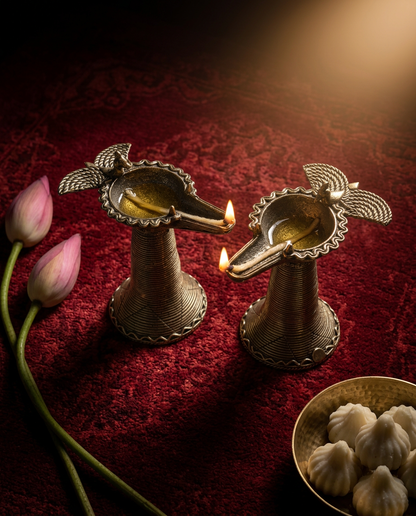 Dhokra Bird Pedestal Diya